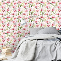 Lily Bloom – Floral Wallpaper