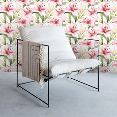 Lily Bloom – Floral Wallpaper