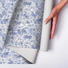 Lavender Whisper – Vintage Floral Wallpaper