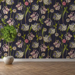 Midnight Garden – Vintage Floral Wallpaper